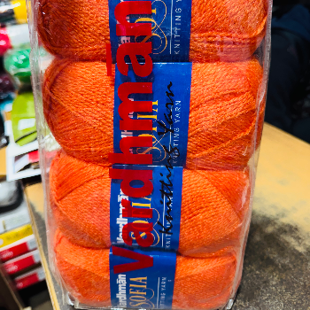 Weaving Dreams: How Vardhman Wool Transformed Sita’s Knitting Journey