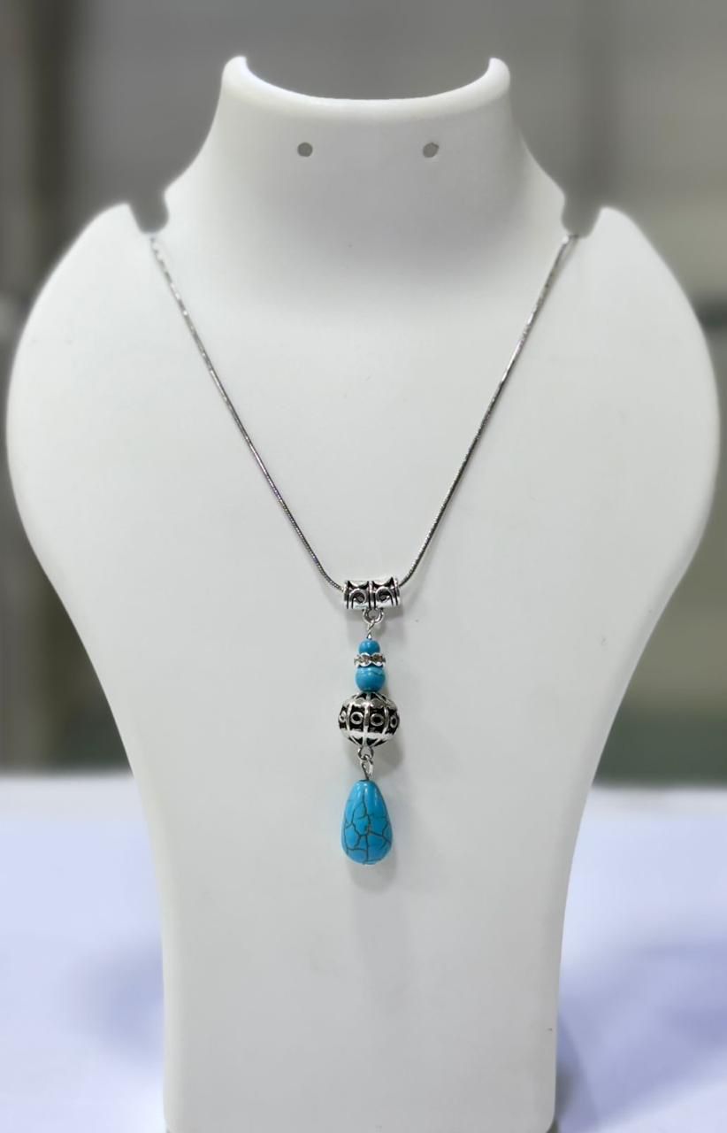 Transform Your Style: How One Elegant Neck Piece Changed Asha’s Life