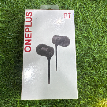 How OnePlus Type-C Bullets Earphones Transformed Priya's Daily Commute