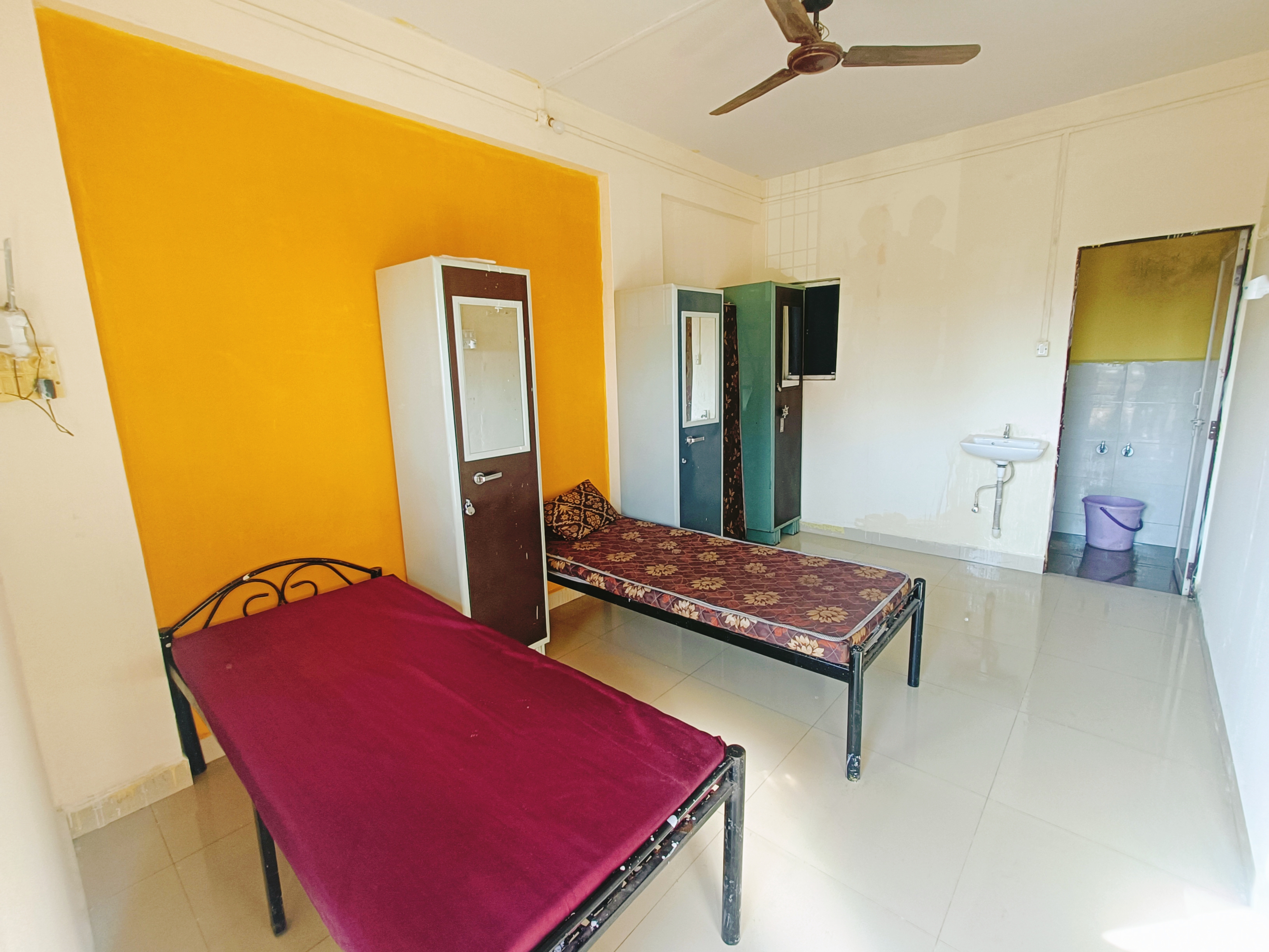Finding Comfort and Connection: The Journey of Rohan in a Three-Sharing Room