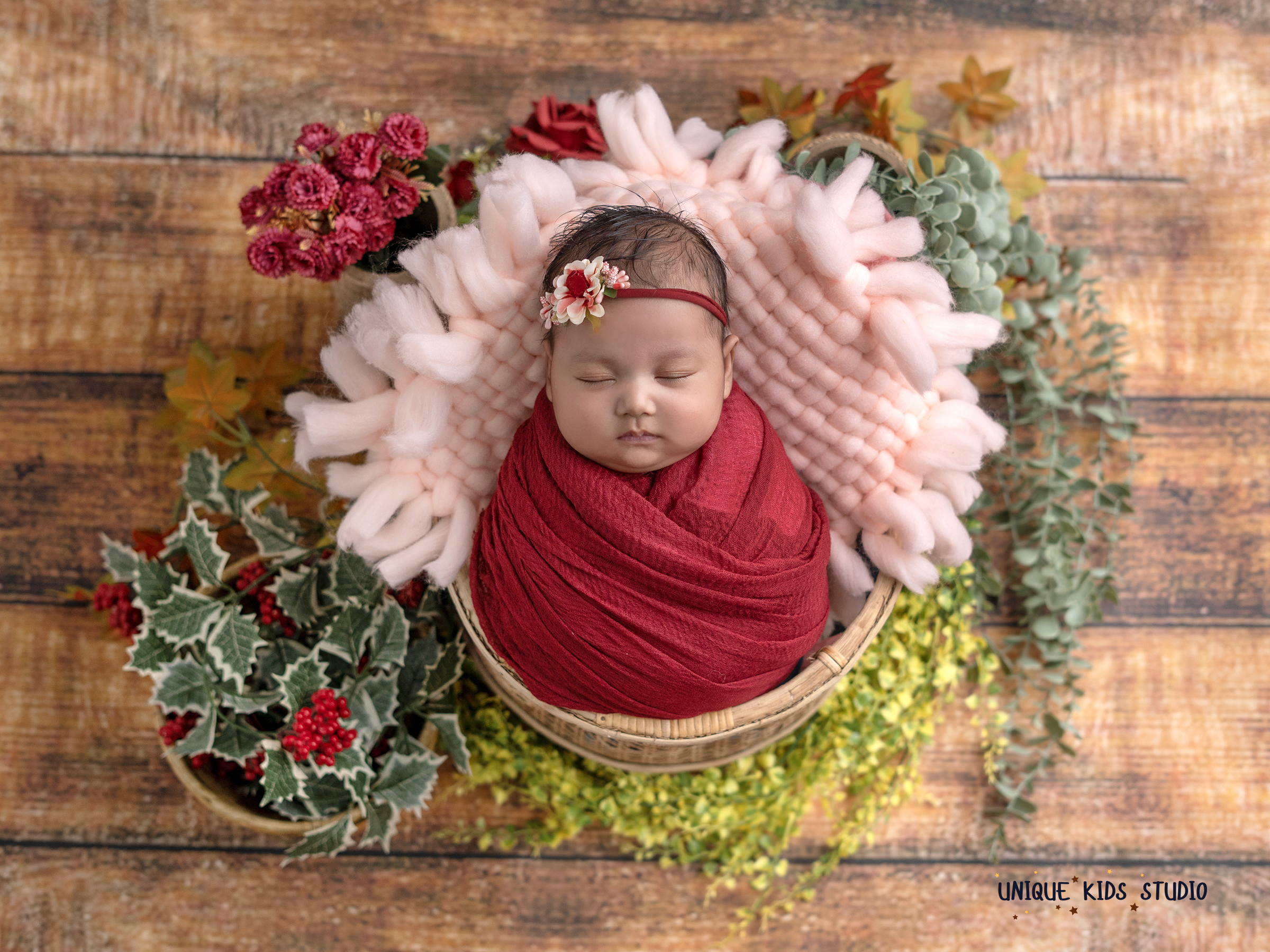 Capturing the First Moments: Newborn Photography that Resonates with Indian Families