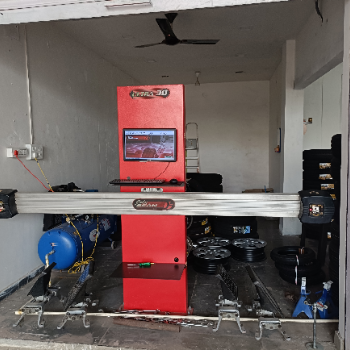 Transform Your Driving Experience: The Essential Wheel Alignment and Balancing Service