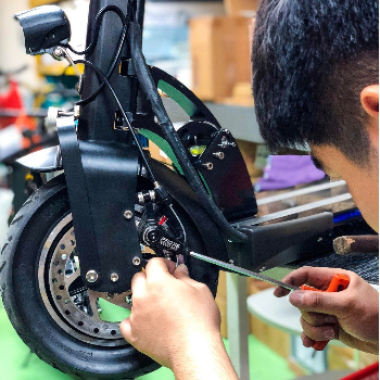 Empowering Mobility: The Transformative Service of Electric Scooters and Rickshaws