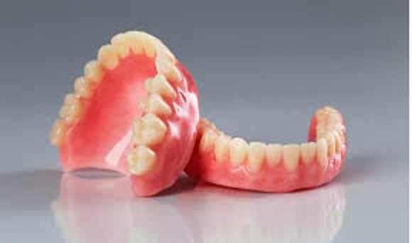 Finding Confidence Again: How Modern Dentures Transform Lives
