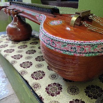 Harmonizing Aspirations: How Saraswati Ekanda Veena Transforms Lives