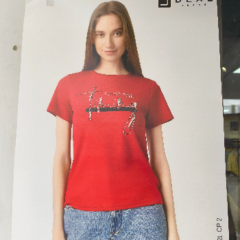 Embracing Comfort and Style: How Sita Ram Chamanlal & Sons’ T-Shirt Transforms Your Wardrobe