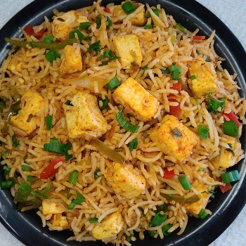 A Culinary Journey to Happiness: How Paneer Fried Rice Solves Your Busy Day Dilemma