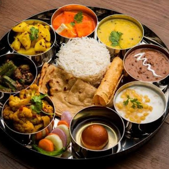 Relishing Tradition: How Rajbhog Thali Solves Mealtime Challenges for Busy Professionals