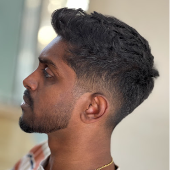 Transforming Lives with Lavish Looks: A Haircut Experience Like No Other