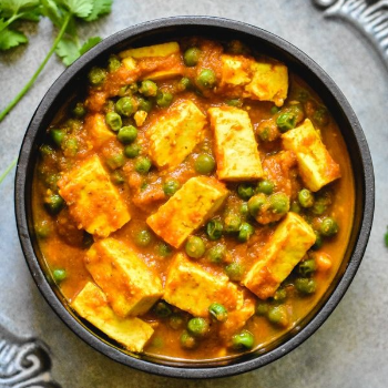 Savory Comfort: How Mutter Paneer Became Priya's Go-To Meal Solution