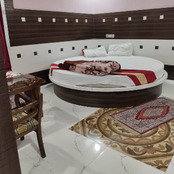 Discover Comfort and Elegance: The Ideal Stay at Hotel Shahanshah
