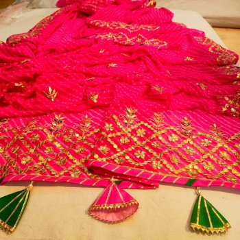 Embrace Tradition with Elegance: The Pink Mothra Saree