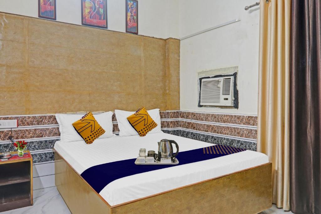 Experience Comfort and Luxury: The Perfect Escape with Deluxe AC Rooms