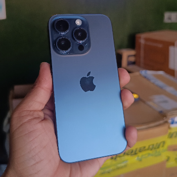 The Tale of Riya and Her Perfect Match: The iPhone 15 Pro 256GB (Used)
