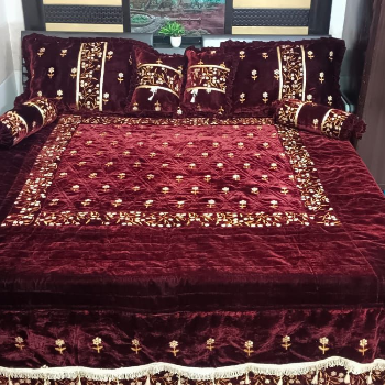 Transform Your Wedding Experience with Luxurious Bedding: A Story of Elegance and Comfort