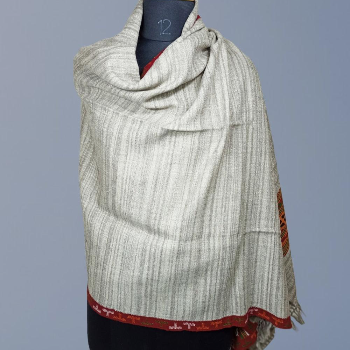 ASHIQ AHMAD - Embrace Elegance and Warmth: The Gents Pure Yak Wool Shawl Experience in Leh