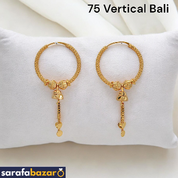 Embracing Tradition with a Modern Twist: The Perfect Gold Earrings for the Contemporary Indian Woman