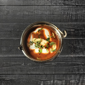 ELE JUNGLE RESTAURANT - Discover the Heartwarming Comfort of Dal Makhni: A Culinary Journey with Rohan in Jaipur