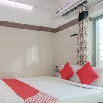 AMMAYI AND SIVA SAKTHI GROUP OF HOTELS - Discover Comfort and Convenience: The Perfect Twin Room Experience in Tiruvannamalai