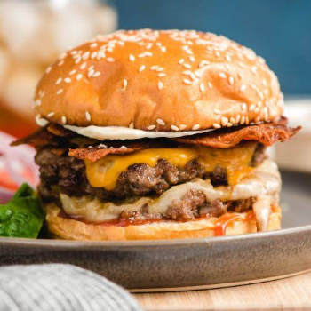 MOHAMMAD DANISH - The Secret to Meera's Smile: How a Simple Cheese Burger Solved Her Busy Day Blues in Delhi