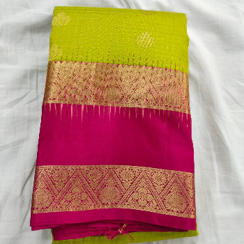 SRI LAKSHMI VENKATESHWARA SILKS - Unveiling Elegance: How a Pure Kanchipuram Saree Transformed Ananya’s Wedding Day in Secunderabad