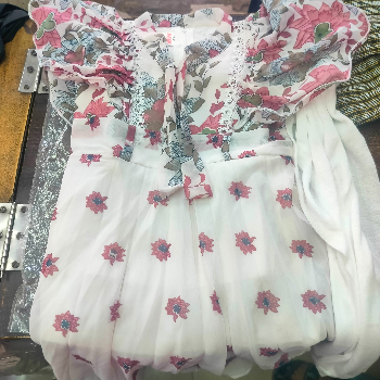 PRAVIN HIRALAL VARDEKAR - Embrace Comfort and Style with the Perfect Legging Dress in Dhule