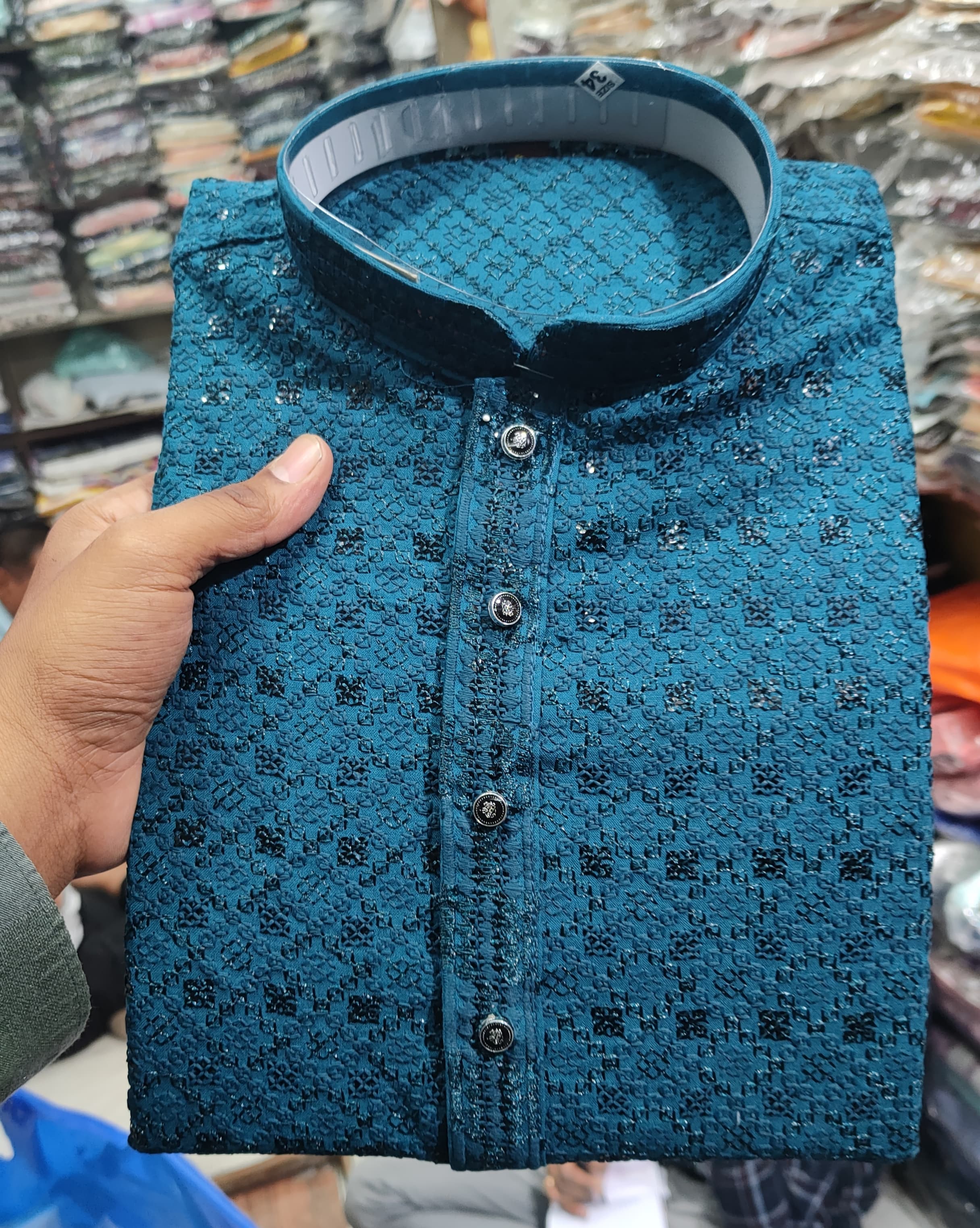 The Timeless Elegance of Blue Chikan Men's Kurta: A Perfect Blend of Tradition and Style
