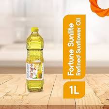 The Golden Essence: How Fortune Sunflower Oil Transformed Neeta's Kitchen