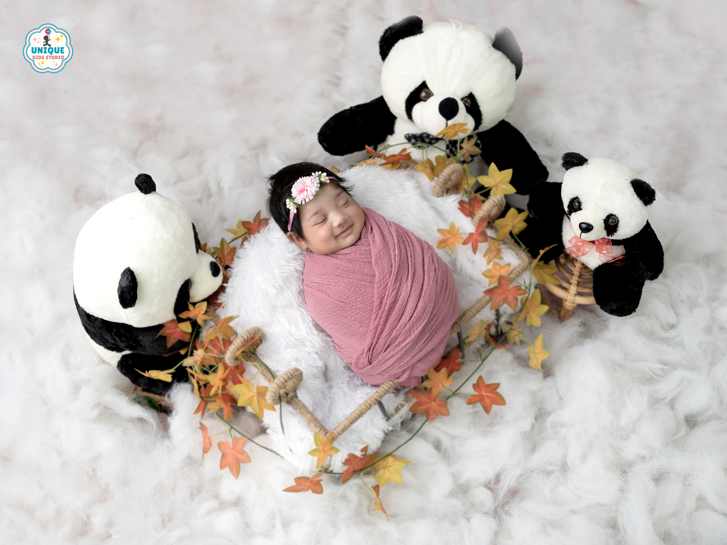 Capturing Precious Beginnings: The Perfect Gift for New Parents