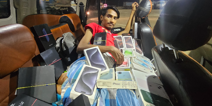MOBILE BAJAAR - MOBILE BAJAAR in JIAGANJ