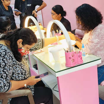NAILVANA BEAUTY SERVICES - Gallery in PUNE