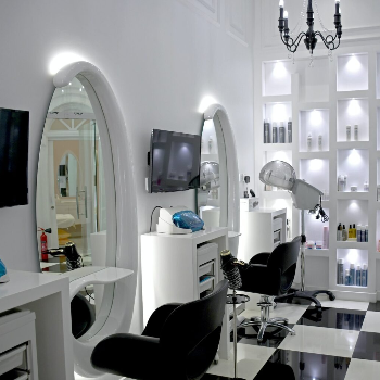 LAVISH LOOKS SLIMMING AND BEAUTY STUDIO - Gallery in Bengaluru