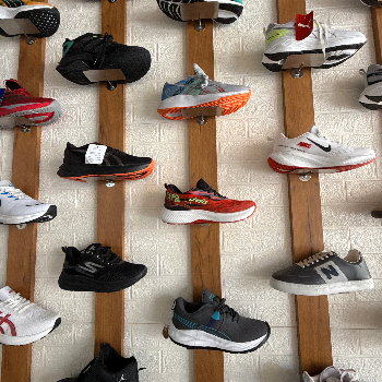 SNEAKER HUB - Gallery in Bathinda