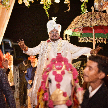 NILANJAN MANNA - Gallery in 24 Parganas (n)