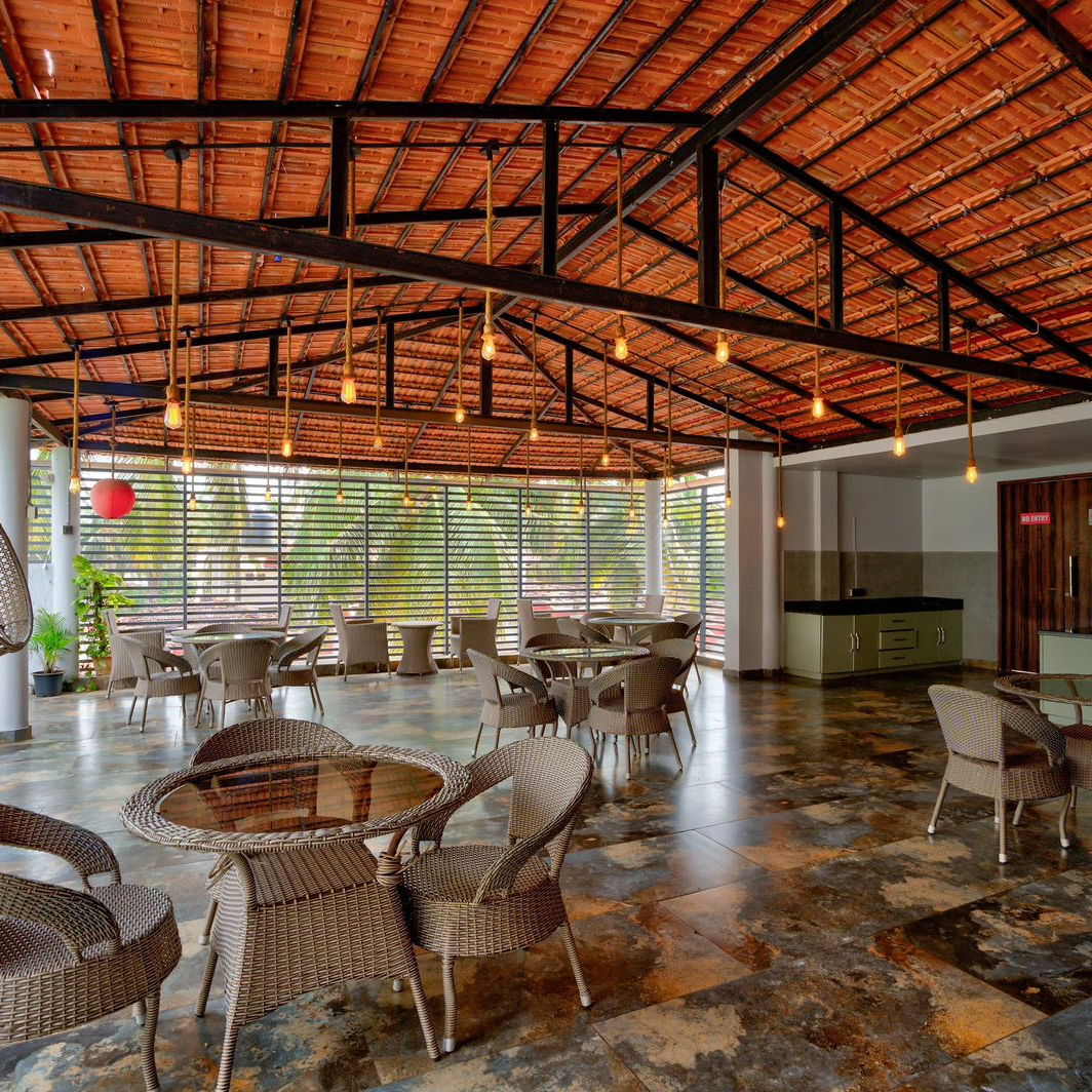 THE BEACH HOUSE CANDOLIM - Gallery in Candolim