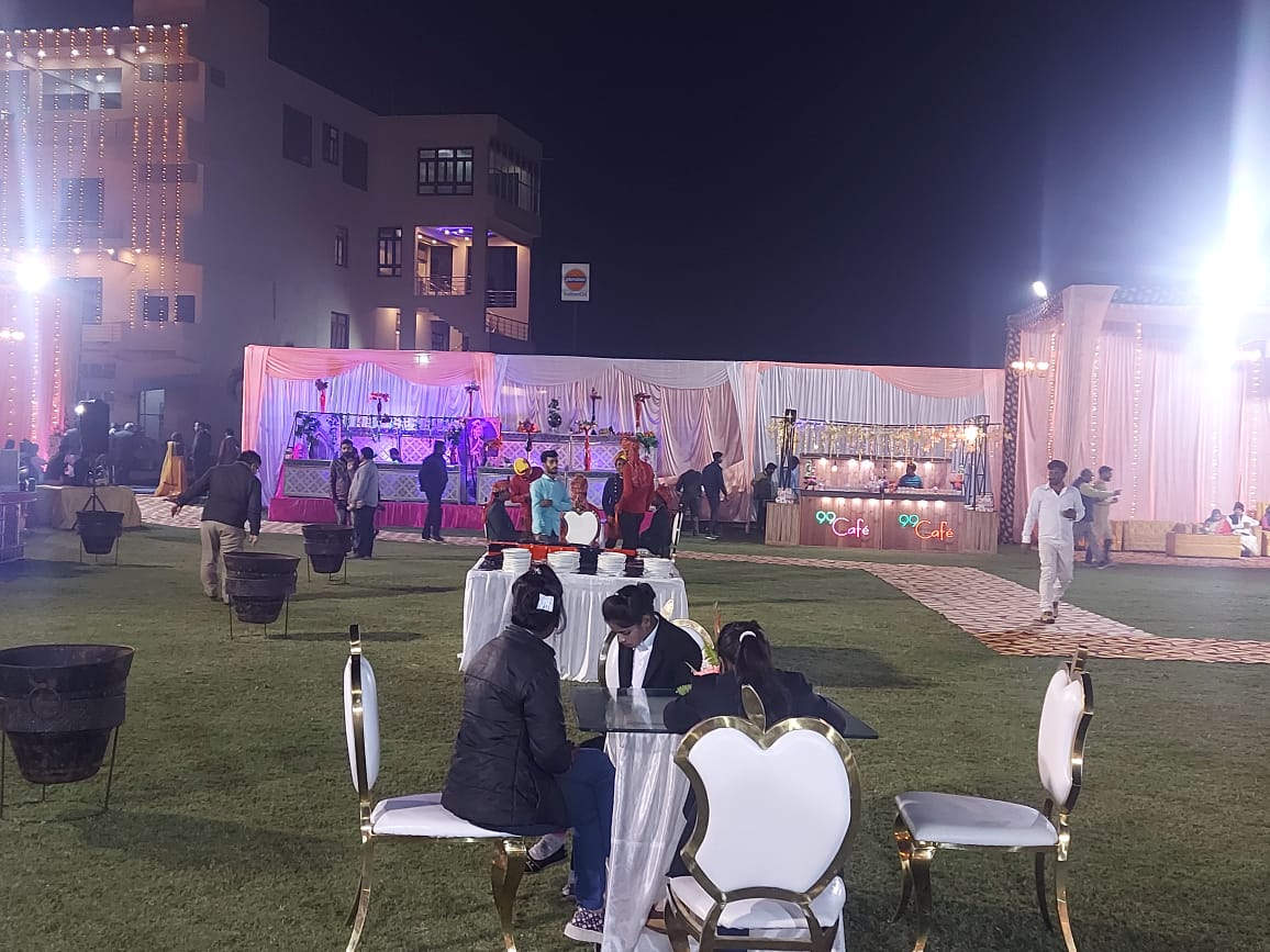 Chandra lawn and resorts - Gallery