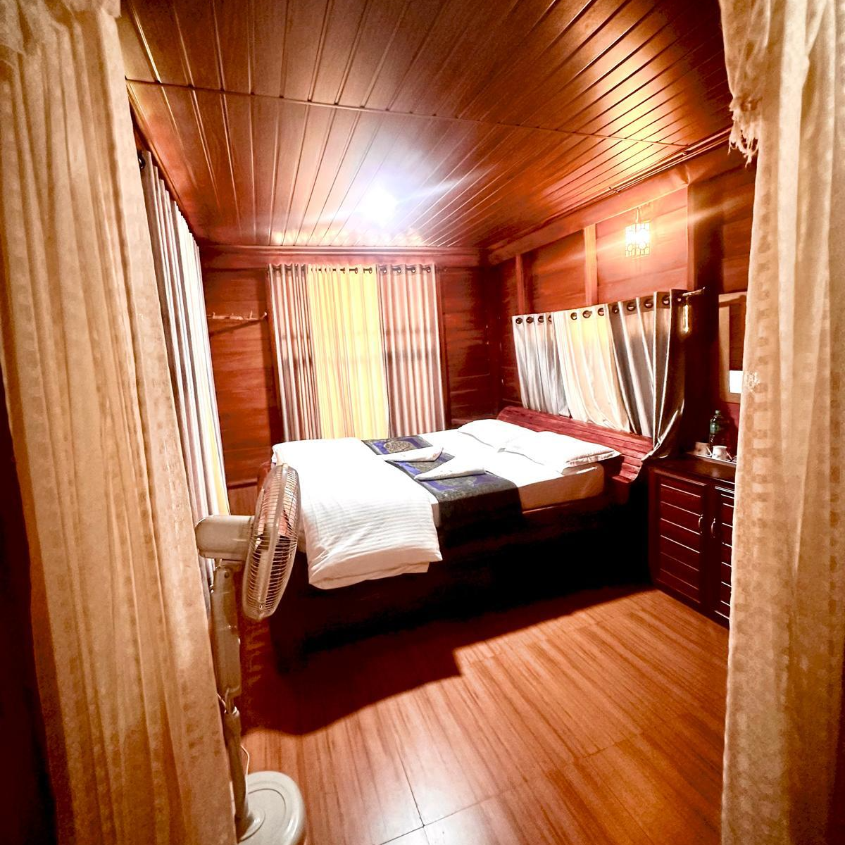 PUGMARKS JUNGLE LODGE - Gallery in WAYANAD