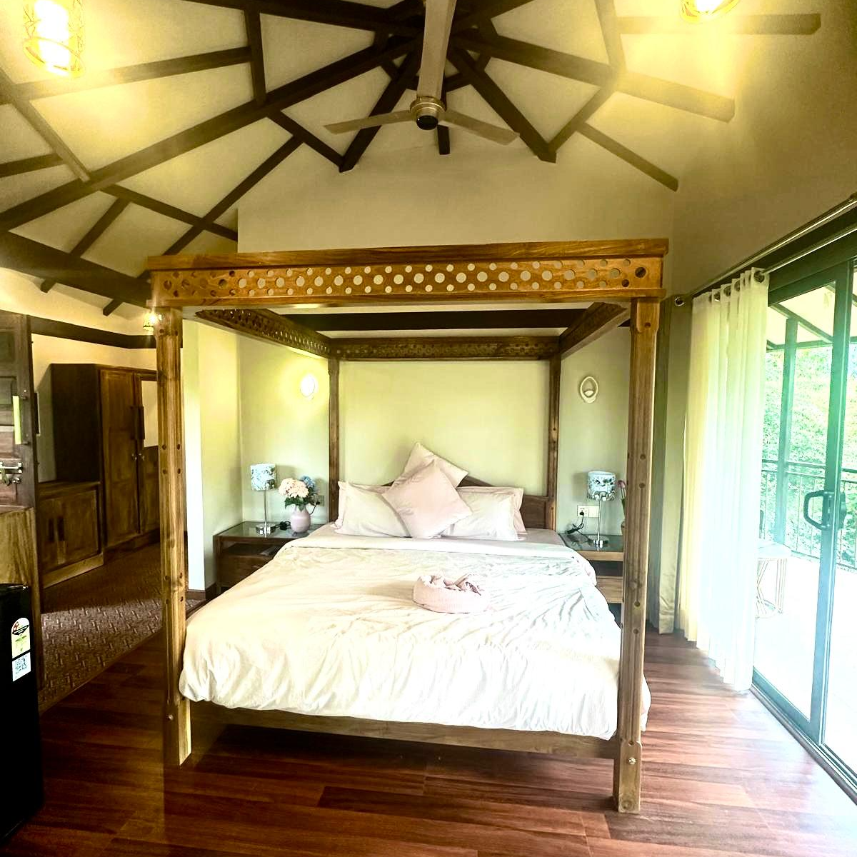 PUGMARKS JUNGLE LODGE - Gallery in WAYANAD