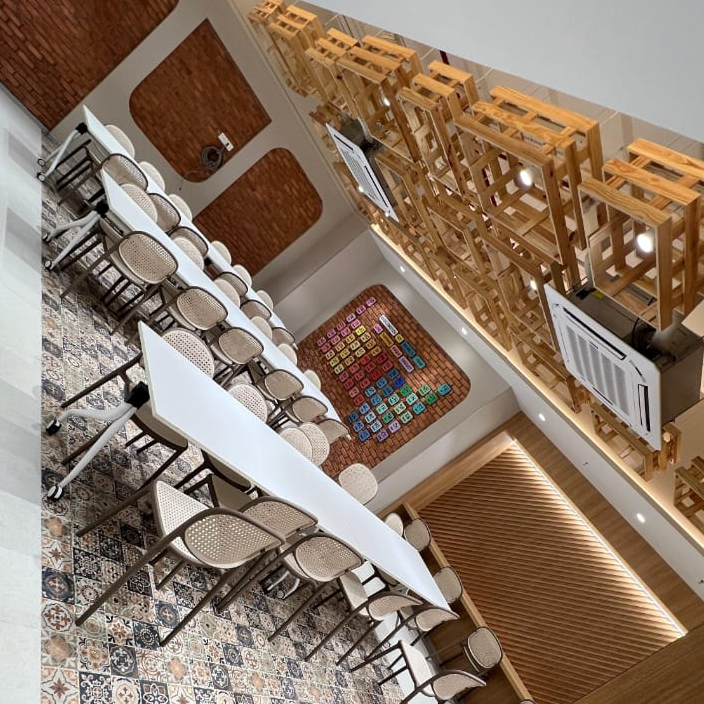 ZAR SPACE INTERIORS - Gallery in RAIBAREILI