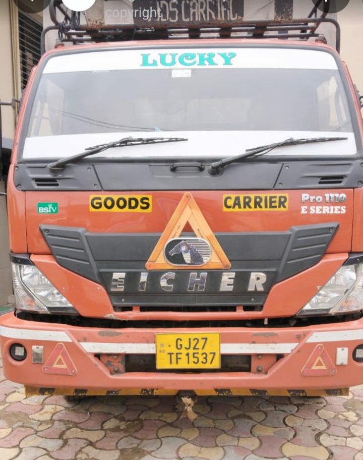 MOMIN AUTO CONSULTANT - Gallery in VASO