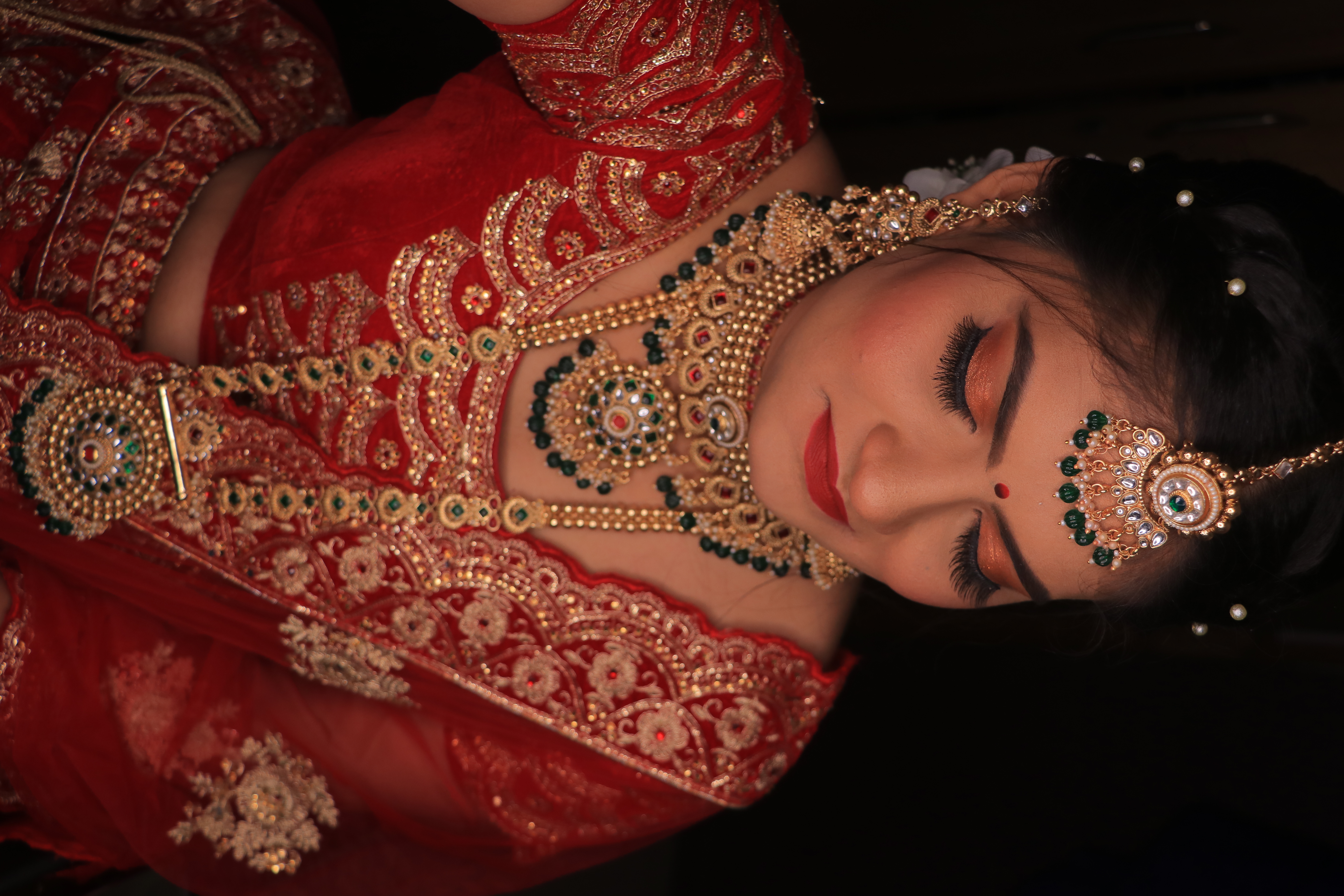 FAME MAKEOVERS - Gallery in Surat