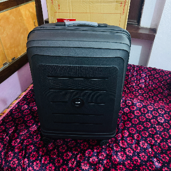 MOHAMMAD SAQUIBUR RAHMAN - VIP Luggage Trolly Medium Size Travel Bag Patna in Patna