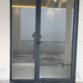 Premium Custom Glass Work Décor