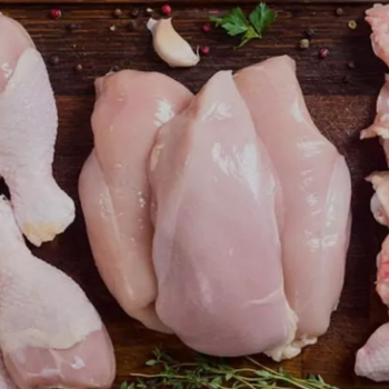 Fresh Curry Cut Chicken Juicy Pieces displayed at a grocery store in Mangalore