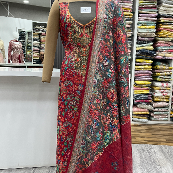 Woollen Kani Printed Ladies Suits Shawl Set displayed in Barwala, showcasing its elegant design and vibrant colors. - Image 1