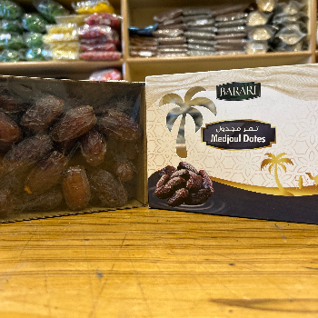  Premium UAE Medjol Soft Jumbo Dates FEROZ AHMAD NAIK NEAR PARIS BAJAJ MUNAWARABAD SRINAGAR SRINAGAR NEAR FOUTAIN