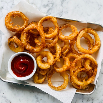 UTTAM KUMAR MANDAL - Crispy Onion Rings Golden Fried Snack Plate in Tangla