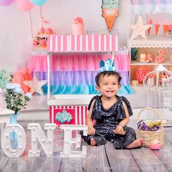 Professional kids photography session capturing joyful moments in Jalna - Image 3