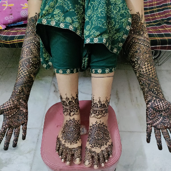  Premium Mehandi Natural Color Bridal Henna Cone BODAPUDI SASIKALA 54-11-2617/1 Venkateswara Colony Main Road  Opp Amrutharaga Appartment Guntur - 522001 Ap