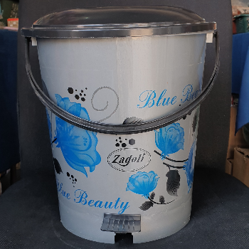Zadoli 1008 Big Dustbin Large Capacity Waste Bin displayed in Udaipur